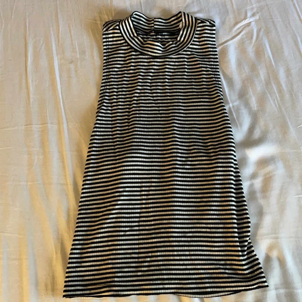 Halter tank